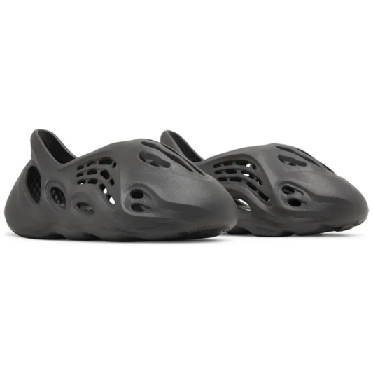 Adidas Yeezy Foam RNNR Onyx